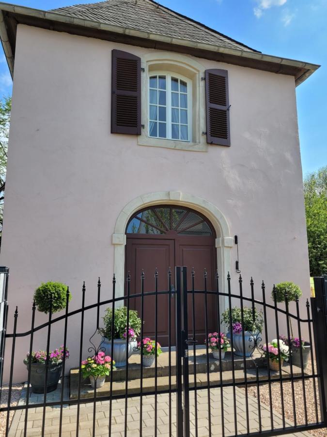 Marien Turm Villa Saarlouis Bagian luar foto